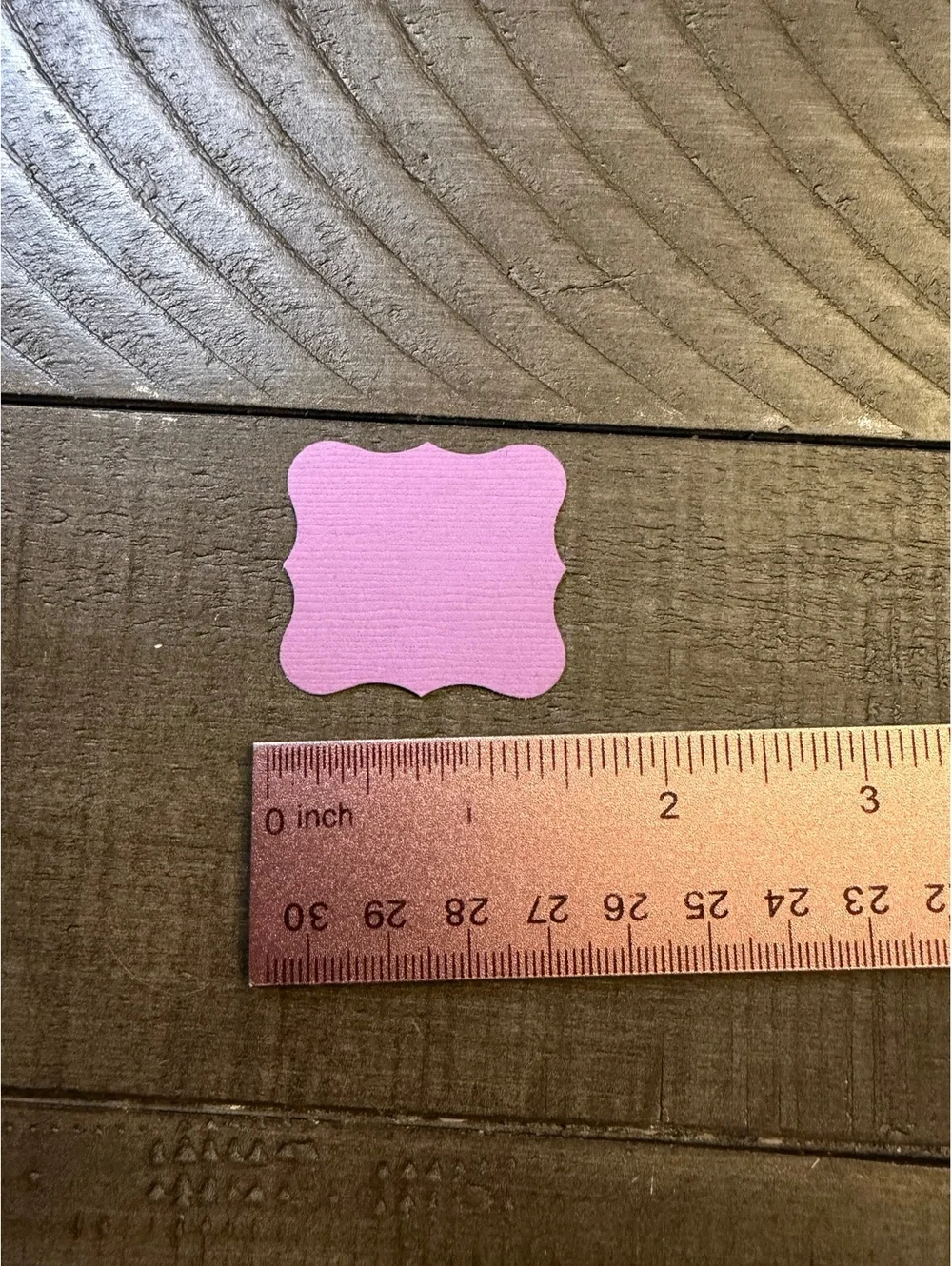 Stampin’ Up Curly Label shape punch